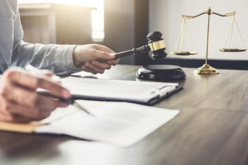 Verstoß gegen erbvertragliches Verfügungsverbot – Schadensersatzanspruch